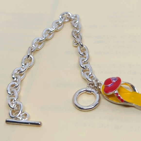 Silver 5mm Rolo Chain Bracelet 8” L Toggle Clasp / Yellow Flip Flop with Red Hat - Picture 7 of 9